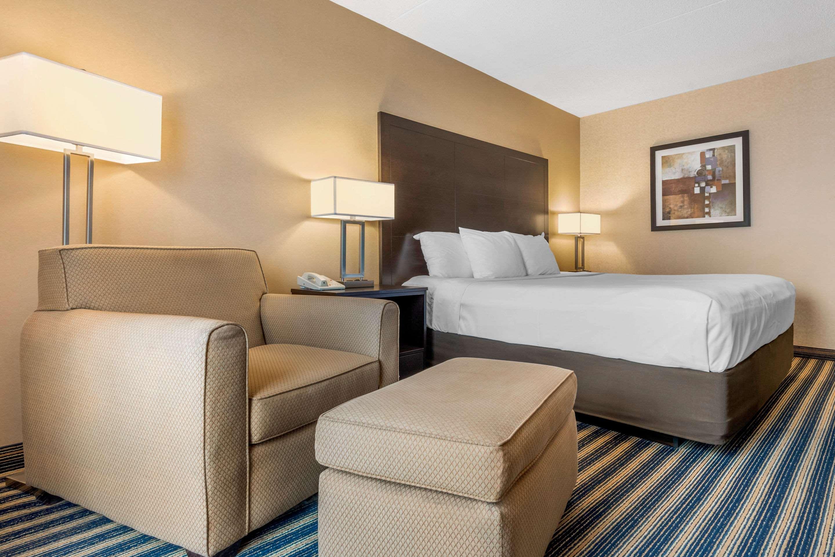 Comfort Inn St. Thomas Eksteriør bilde