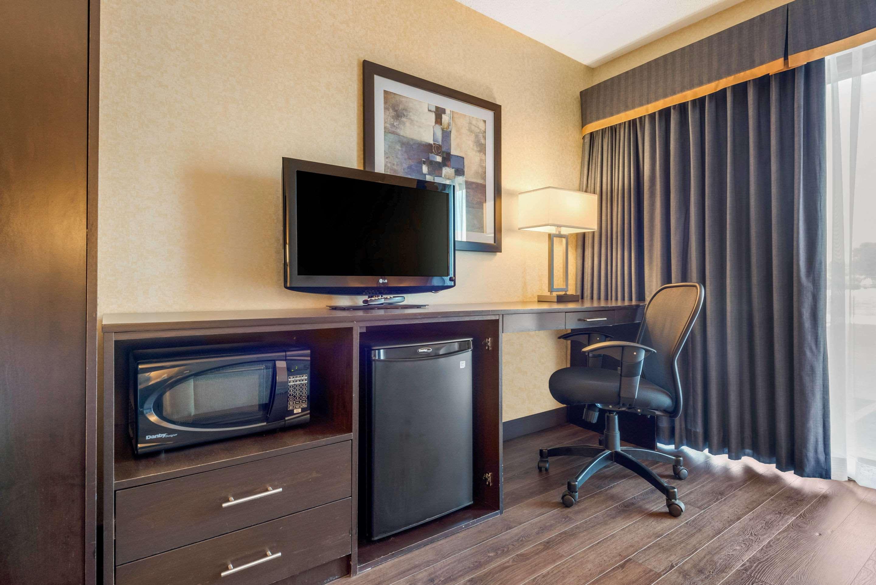 Comfort Inn St. Thomas Eksteriør bilde